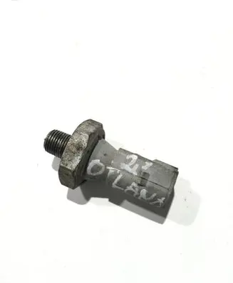 Mitsubishi Outlander Oil pressure sensor MN163743