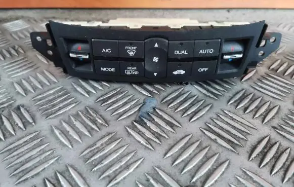 Honda Accord Climate control unit
