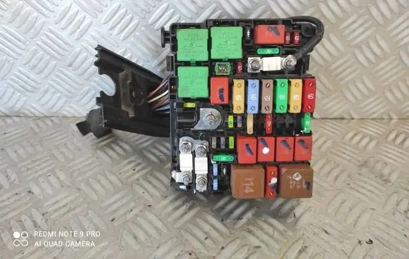 Fuse box set