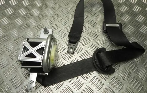 Tesla Model 3 Front seatbelt 2466187AB M3348