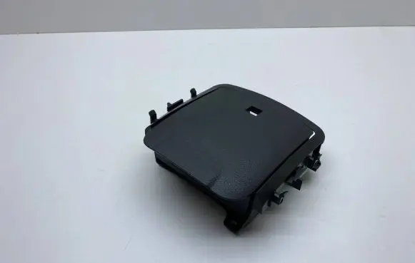 Opel Zafira C USB socket connector 1059761 332910517