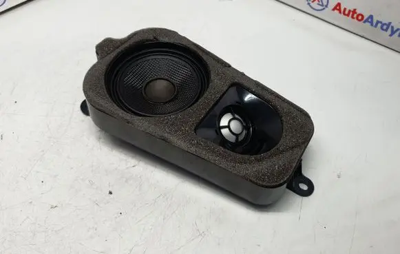 BMW X5 E70 Parcel shelf speaker 9211047 65139211047