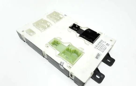 Mercedes-Benz Vito Viano W447 SAM control unit A4479009509 A4479022005 A4479015103