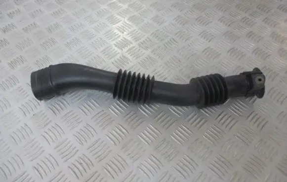 Toyota Yaris Intercooler hose/pipe 17751-0J010