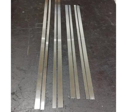 Mercedes-Benz E W124 sill trim set (inner) 1246800735 A1246800735 1246800835