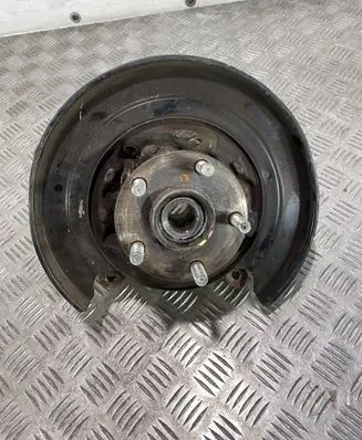 Subaru Forester SJ Rear wheel hub