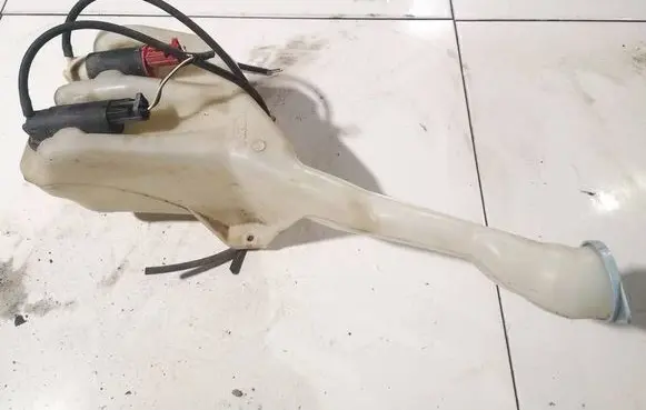 Honda Civic Windshield washer fluid reservoir/tank 