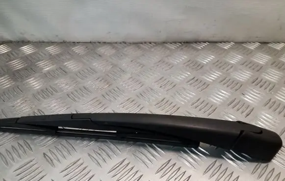 Hyundai ix35 Rear wiper blade arm