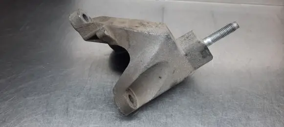 Ford Focus Gearbox mount 98AB-7M125-CE
