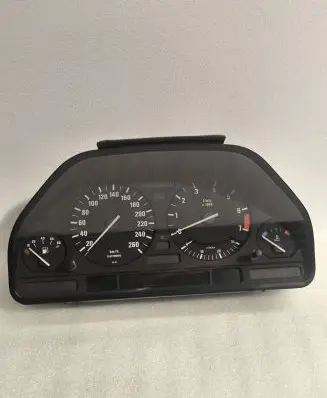 BMW 5 E34 Speedometer (instrument cluster) 8359203 140008548061 110008548061