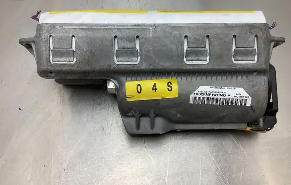 Audi A3 S3 8P Passenger airbag ABPAB320994NAT 8P0880202 002WMP1WCM0