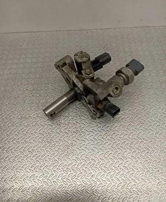 Toyota Auris E180 Camshaft vanos timing valve 8352060060 6H091652 6H05