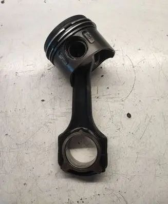 Mercedes-Benz Sprinter W906 Piston with connecting rod