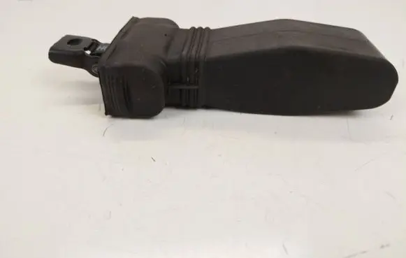 Audi Q3 8U Rear door check strap stopper 8W0839249D