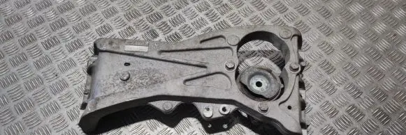 Maserati Levante Gearbox mount 06700357670