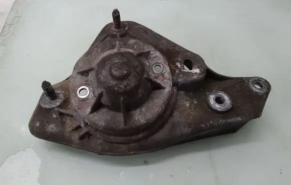 Audi A8 S8 D2 4D Coil spring mount 4D0412391E