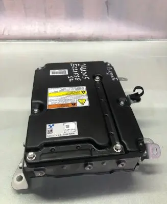 Mitsubishi Eclipse Cross Voltage converter/converter module 9461A092