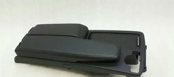 Mercedes-Benz E W212 Armrest A2126800439