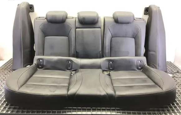 Opel Insignia B Second row seats 