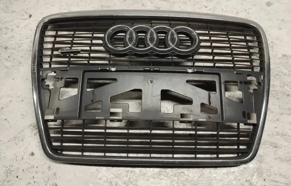 Audi A6 S6 C6 4F Front bumper upper radiator grill 4F0853651