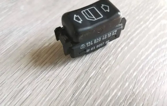 Mercedes-Benz S W126 Other switches/knobs/shifts 1748204610 03805700