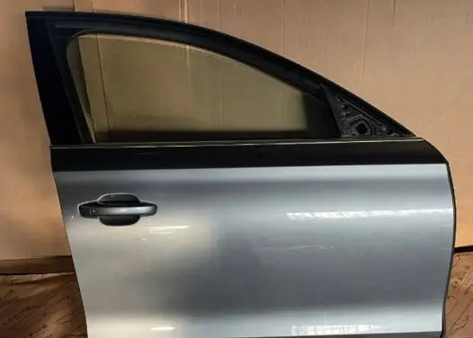 Audi A8 S8 D4 4H Front door