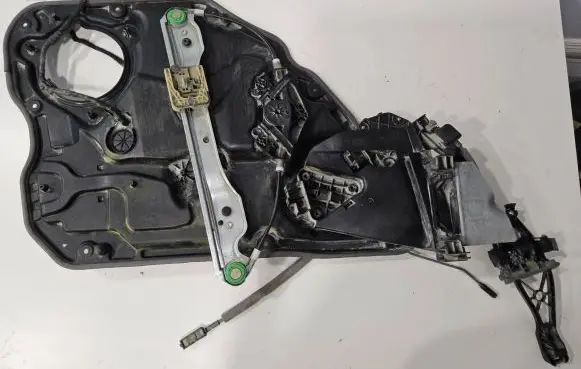 Sliding door window regulator with motor