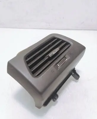 Honda CR-V Dashboard side air vent grill/cover trim 77620