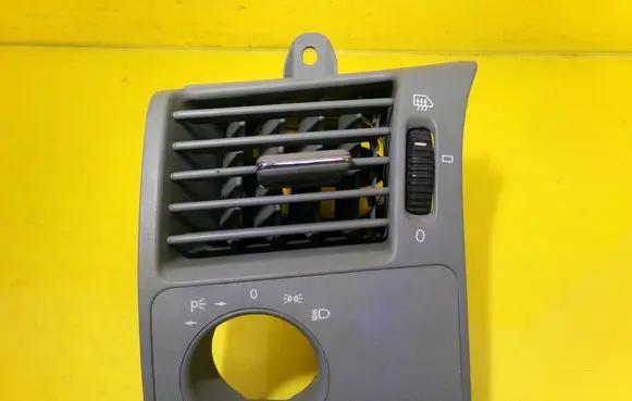 Mercedes-Benz E W210 Dashboard side air vent grill/cover trim 2108300954