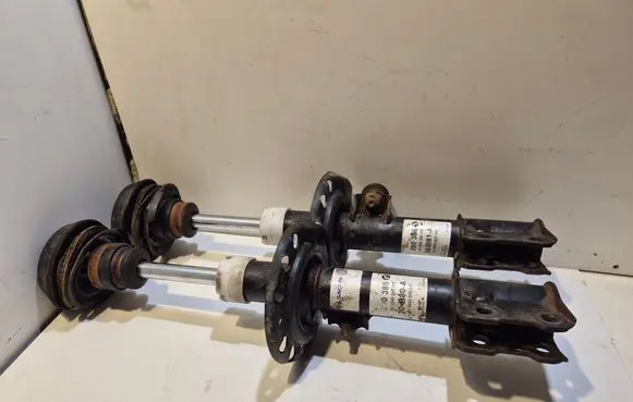 Opel Meriva A Front shock absorber/damper 131500290385 131500290386