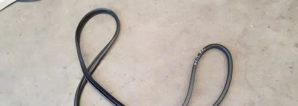 Mazda 6 Front door rubber seal