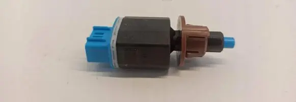 Suzuki Swift II Brake pedal sensor switch 382-0E46
