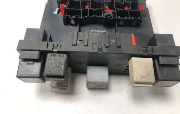 Volkswagen PASSAT B6 Comfort/convenience module 3C0937049J