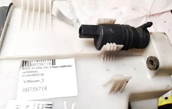 BMW X5 E53 Windscreen/windshield washer pump 61678252738 61.678252738