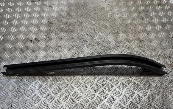 Peugeot Partner Sliding door middle rail 9680485880