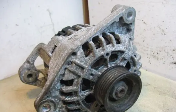 Audi A6 S6 C4 4A Generator/alternator 06B903016D 19TDI25TDI90A