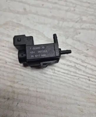 Volvo V70 Turbo solenoid valve 30611668 05T283 72224010