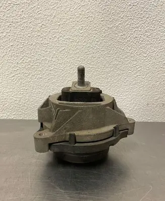BMW M4 F82 F83 Engine mount bracket 2284817