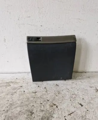 Volvo S40, V40 Glove box