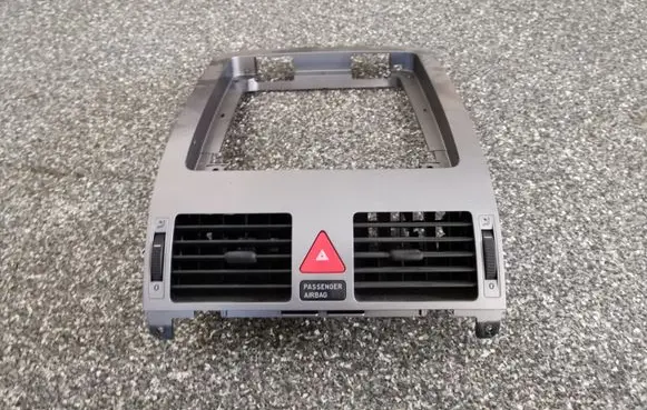 Volkswagen Touran I Dash center air vent grill 1T1819728D 1T1819728 1T0919234B