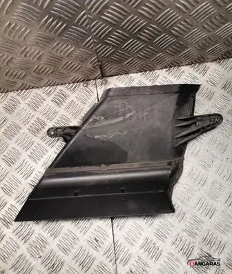 Audi A5 8T 8F Intercooler air guide/duct channel 8K0129618