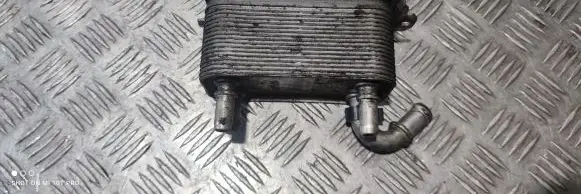 Engine oil radiator