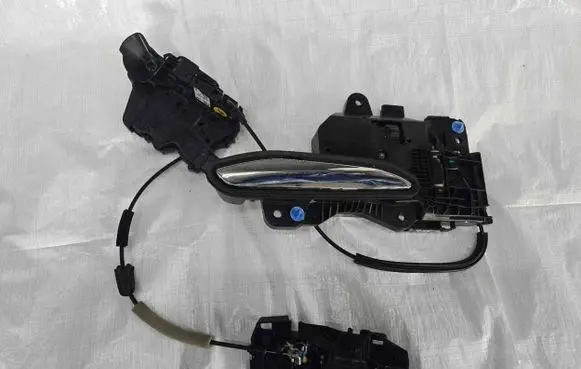 Citroen DS4 Front door lock 98250377DX 9832751780