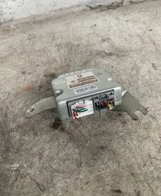 Nissan Quest Other control units/modules 31036zm00a