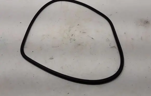 Volvo V60 Front door rubber seal 31457863