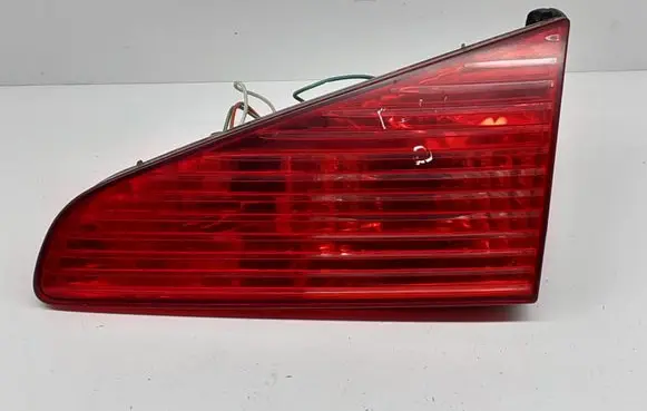 Peugeot 607 Tailgate rear/tail lights 2543D