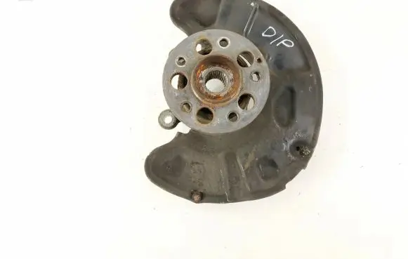 Mercedes-Benz GLK (X204) Front wheel hub 2043323001 2213370245