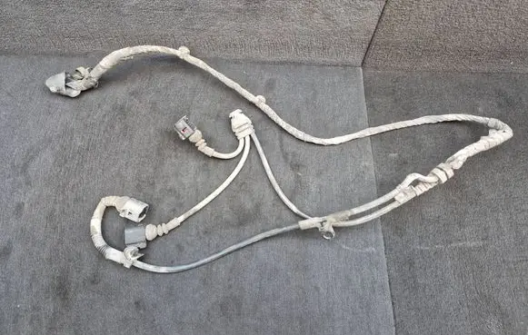 Audi A4 S4 B8 8K Front ABS sensor wiring 8K1972251E