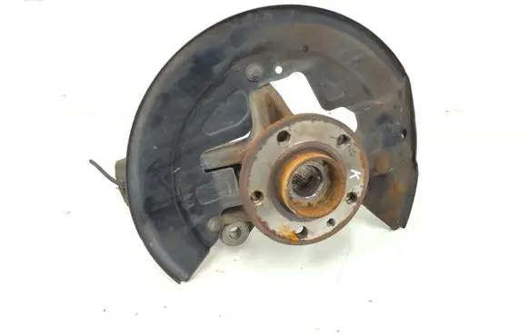 Volvo XC60 Front wheel hub 7G913K171