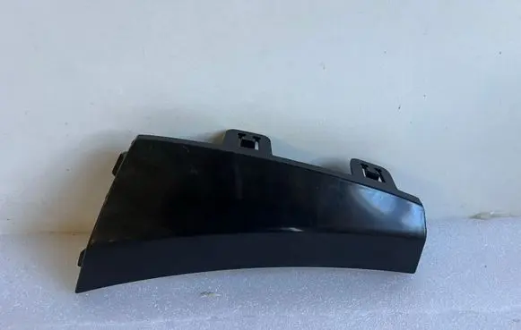 Mercedes-Benz C W205 Front bumper corner part panel trim A2058856602